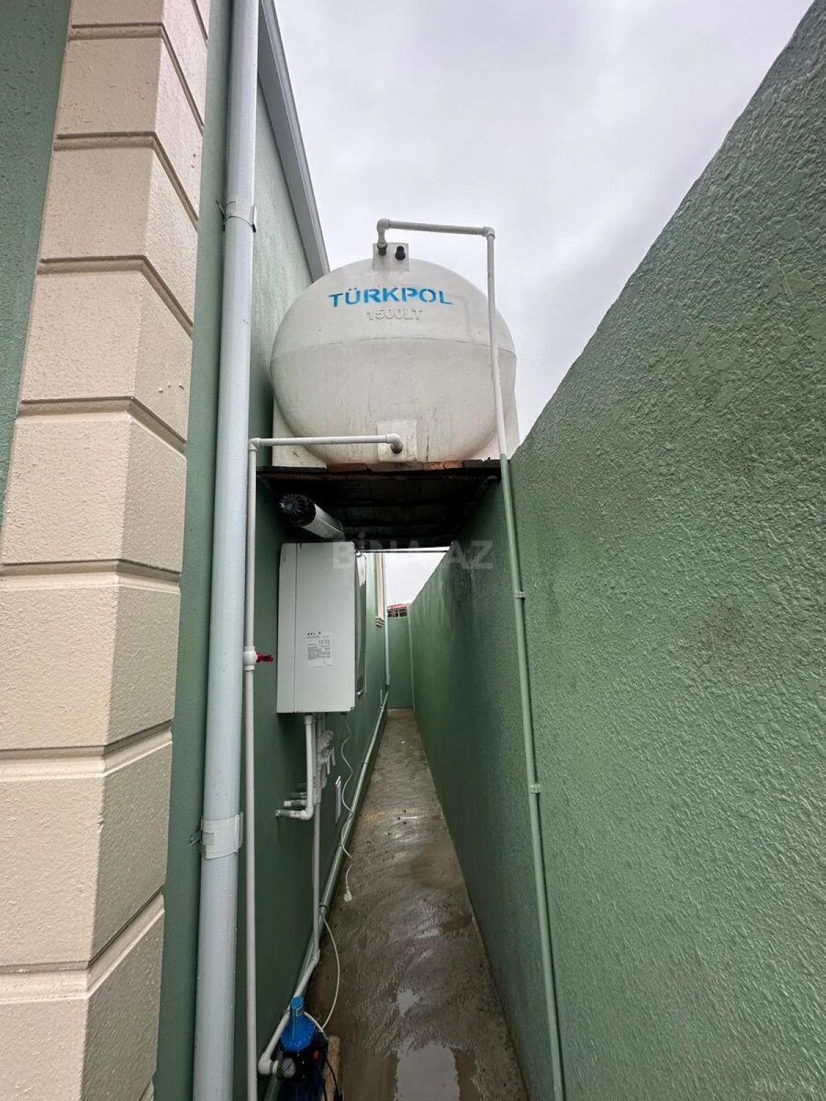 Satılır 4 otaqlı həyət evi 115 m²