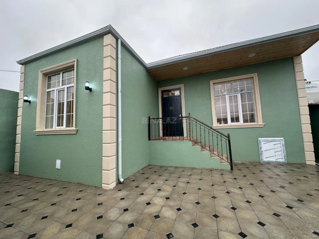 Satılır 4 otaqlı həyət evi 115 m²