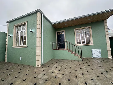 Satılır 4 otaqlı həyət evi 115 m²