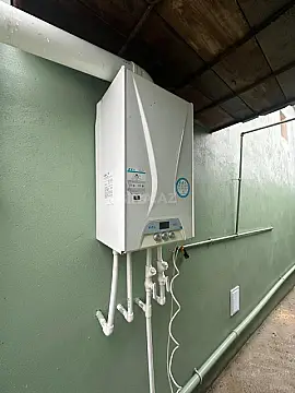 Satılır 4 otaqlı həyət evi 115 m²