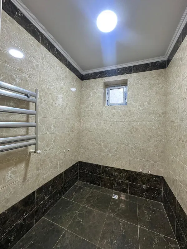 Satılır 4 otaqlı həyət evi 115 m²