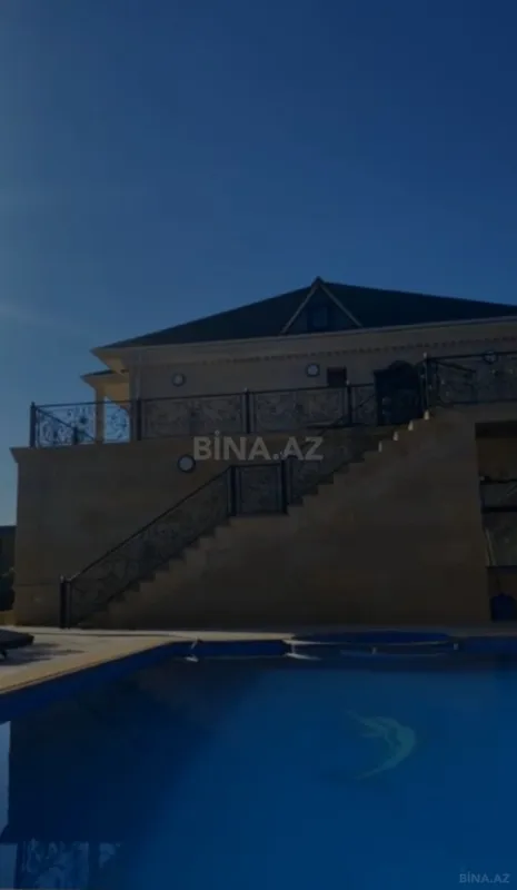 Satılır 5 otaqlı həyət evi 400 m²
