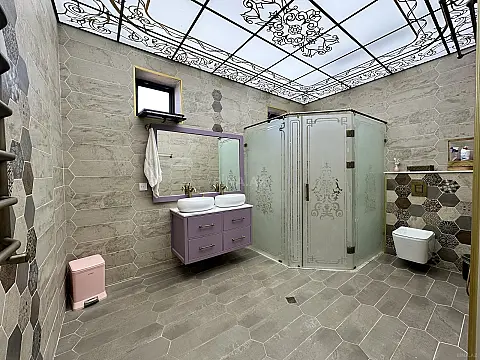 Satılır 5 otaqlı həyət evi 400 m²