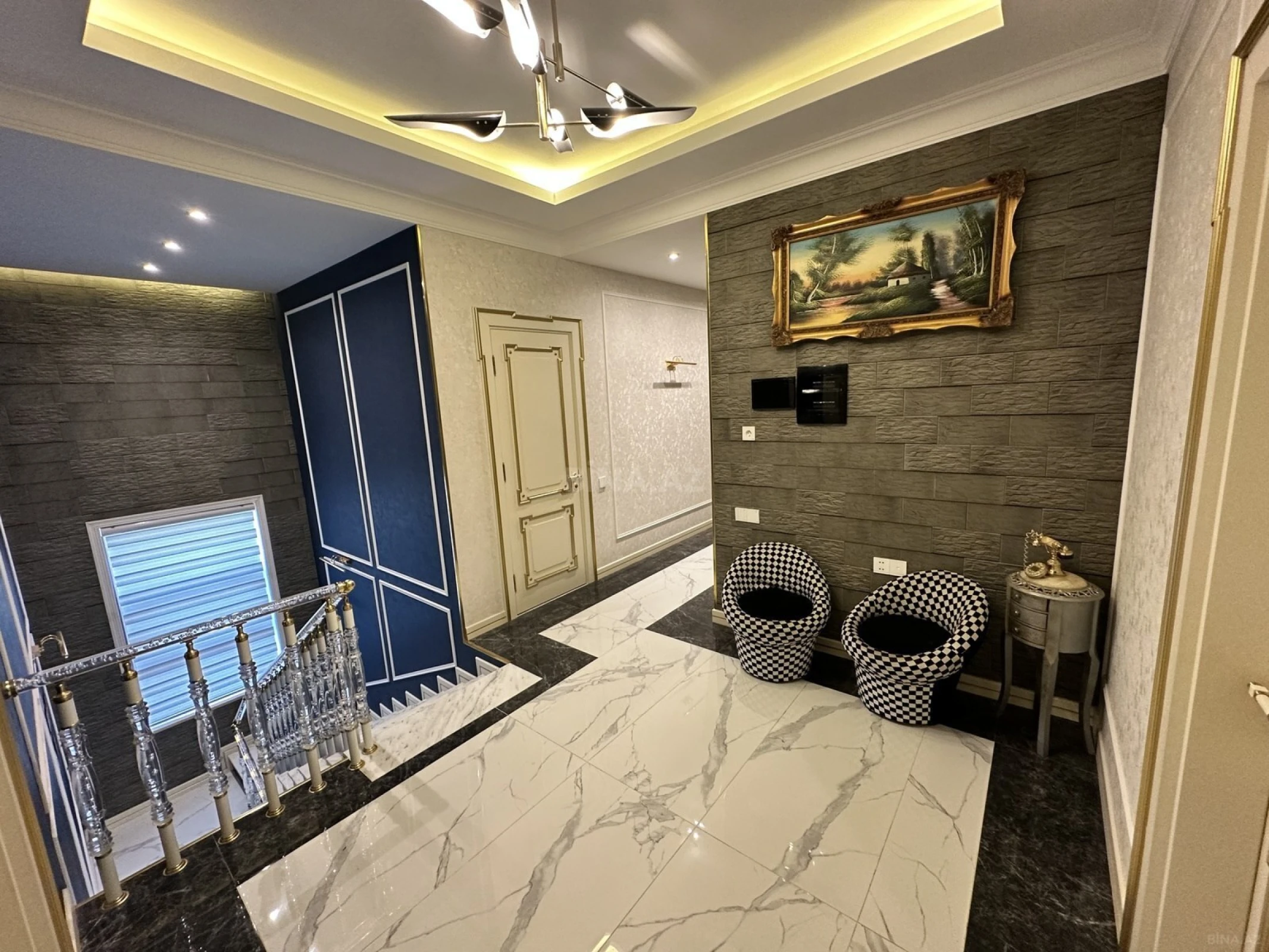 Satılır 5 otaqlı həyət evi 400 m²