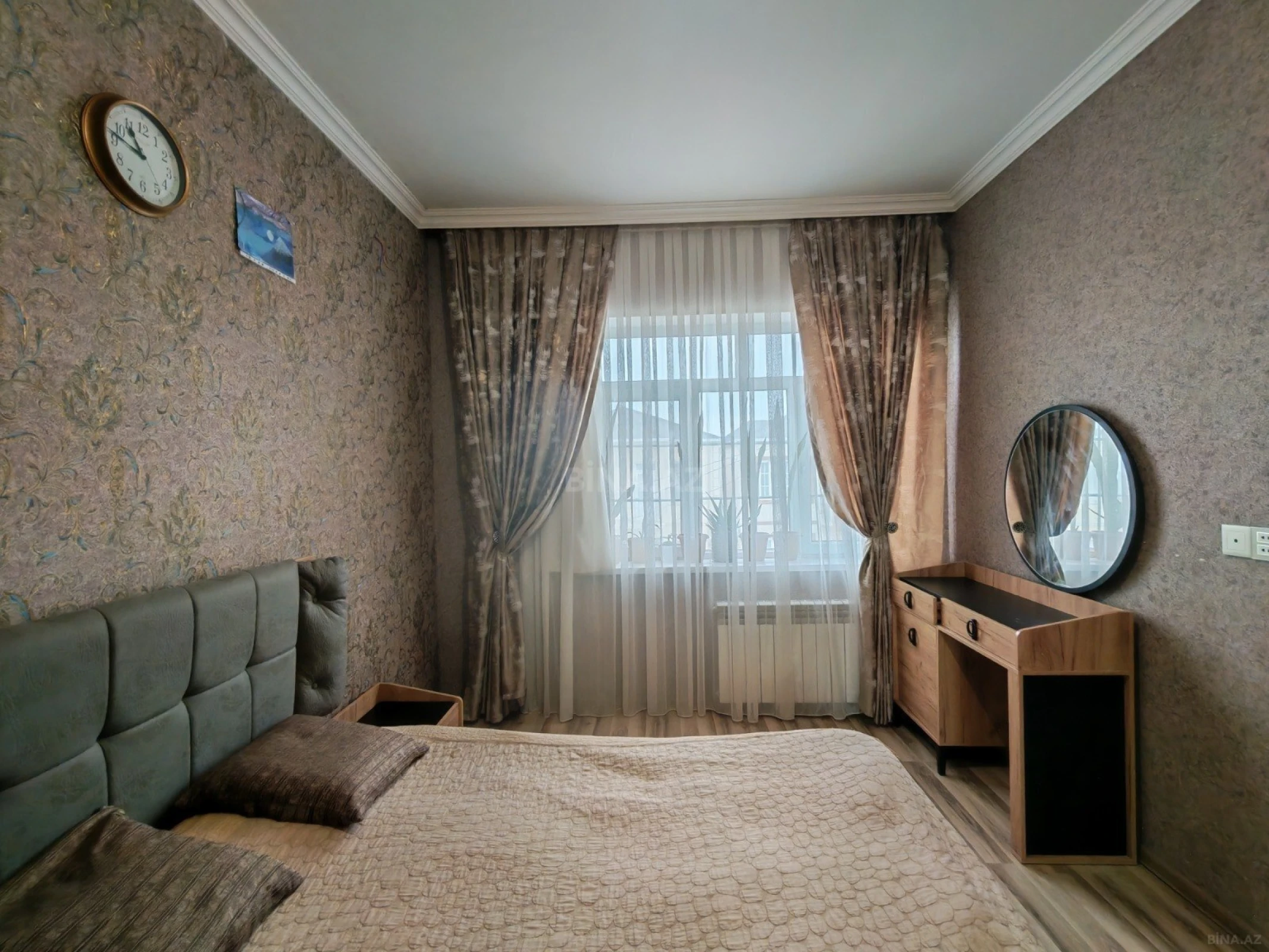 Satılır 4 otaqlı həyət evi 140 m²