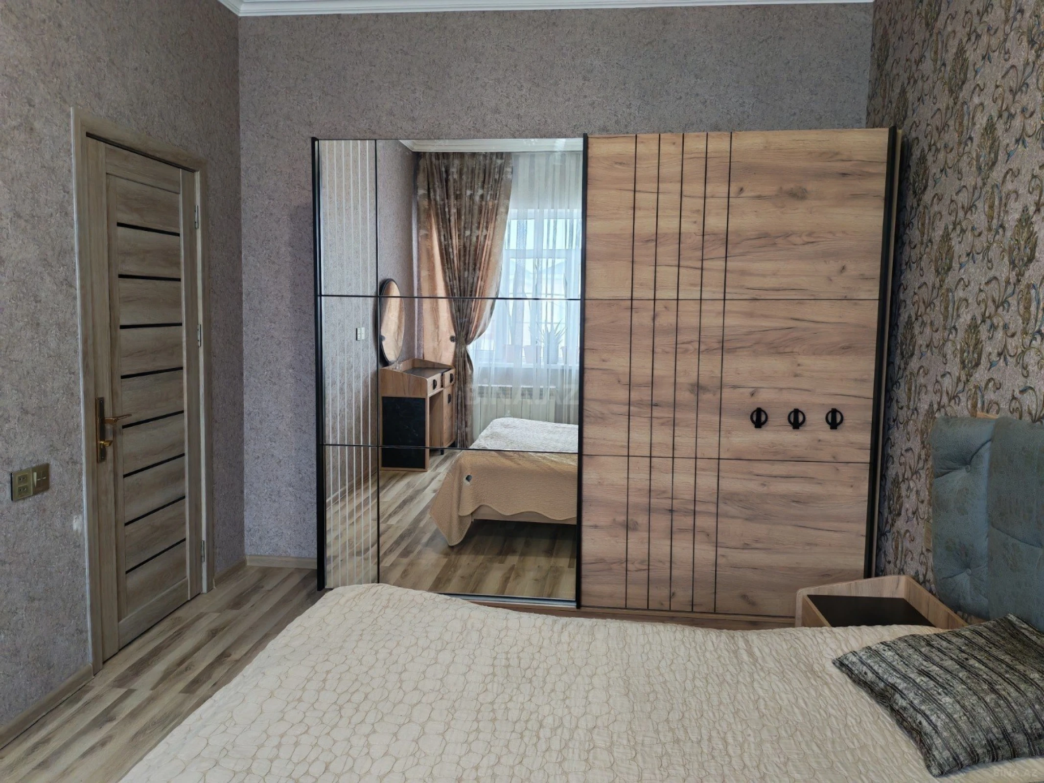 Satılır 4 otaqlı həyət evi 140 m²