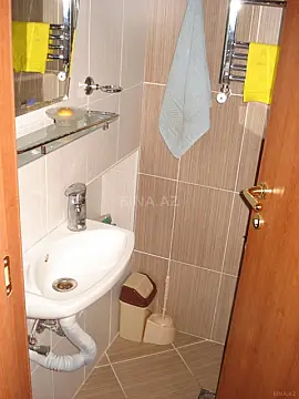 Kirayə verilir 2 otaqlı ofis 50 m²