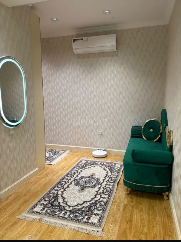 Kirayə verilir 2 otaqlı mənzil 90 m²
