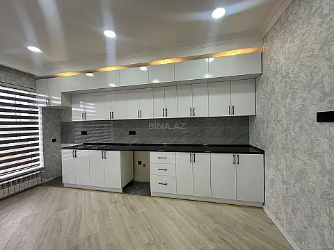 Satılır 4 otaqlı həyət evi 200 m²