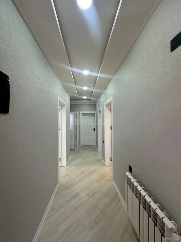 Satılır 4 otaqlı həyət evi 200 m²