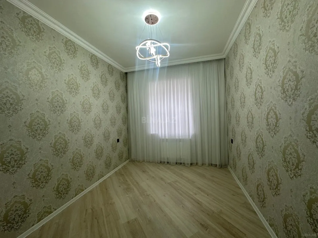 Satılır 4 otaqlı həyət evi 200 m²