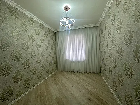 Satılır 4 otaqlı həyət evi 200 m²