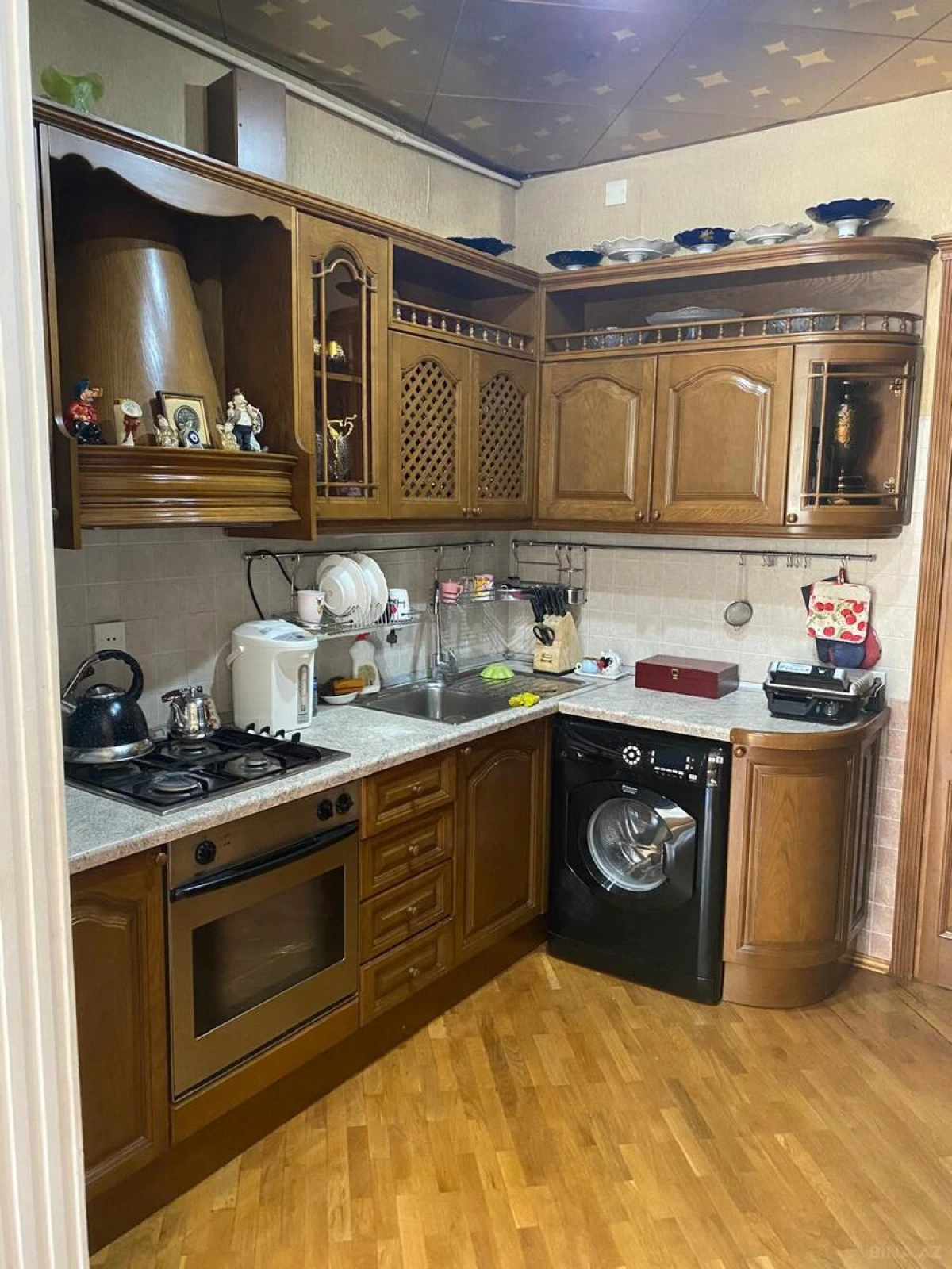 Kirayə verilir 3 otaqlı mənzil 75 m²