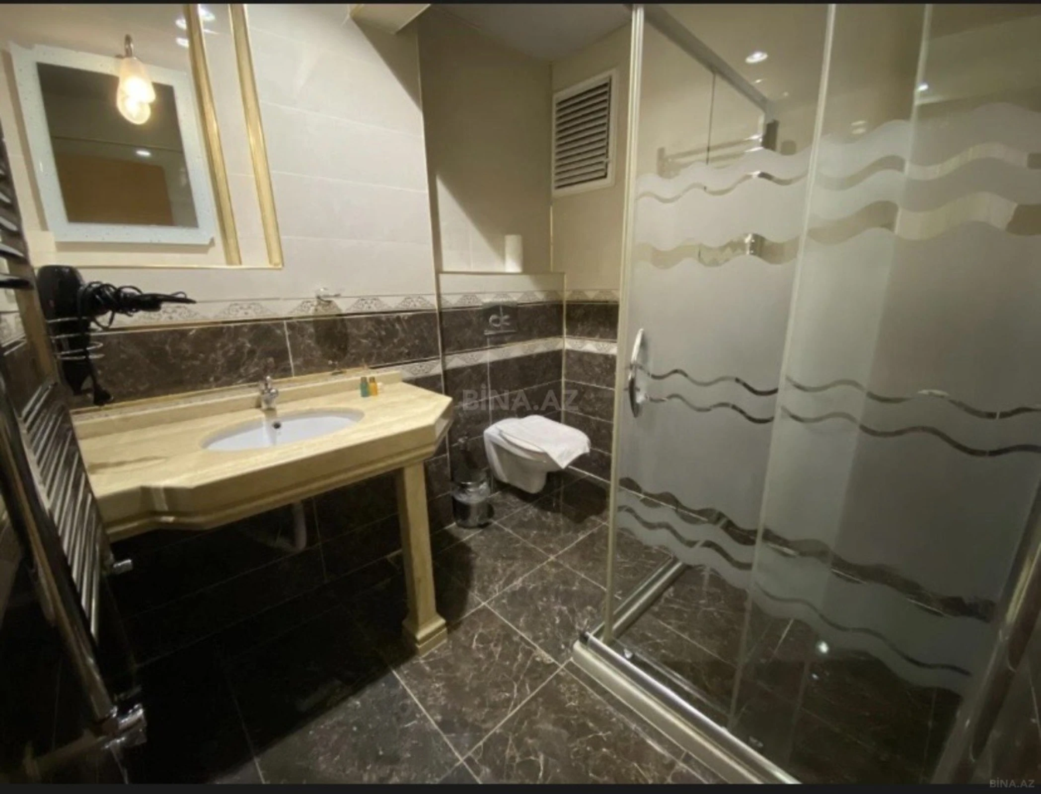 Kirayə verilir obyekt 800 m²