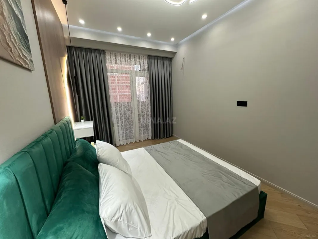 Satılır 2 otaqlı mənzil 55 m²