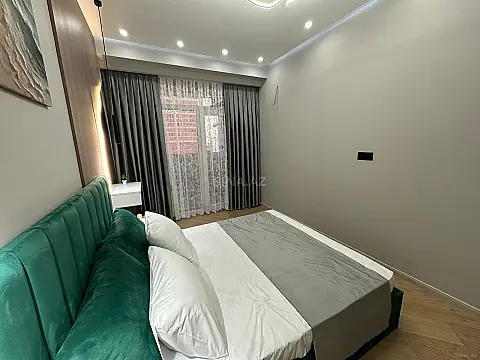 Satılır 2 otaqlı mənzil 55 m²