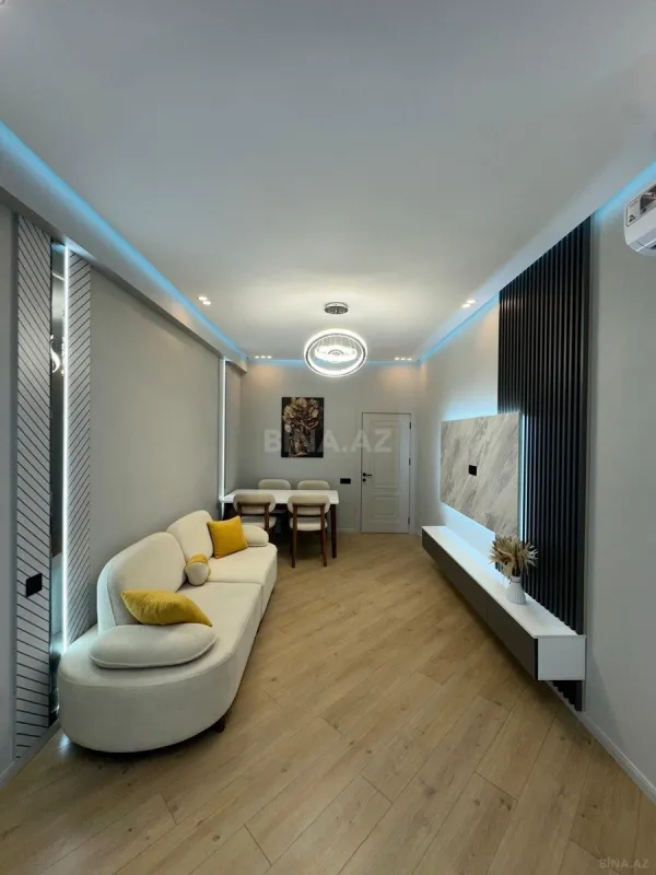 Satılır 2 otaqlı mənzil 55 m²