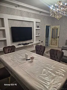 Satılır 5 otaqlı həyət evi 140 m²
