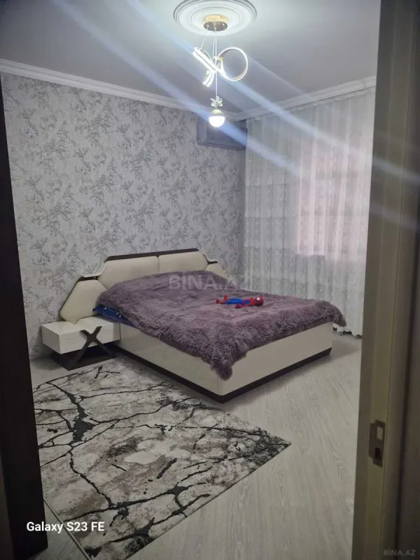 Satılır 5 otaqlı həyət evi 140 m²