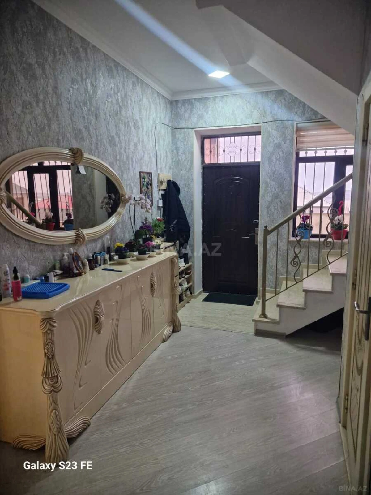 Satılır 5 otaqlı həyət evi 140 m²