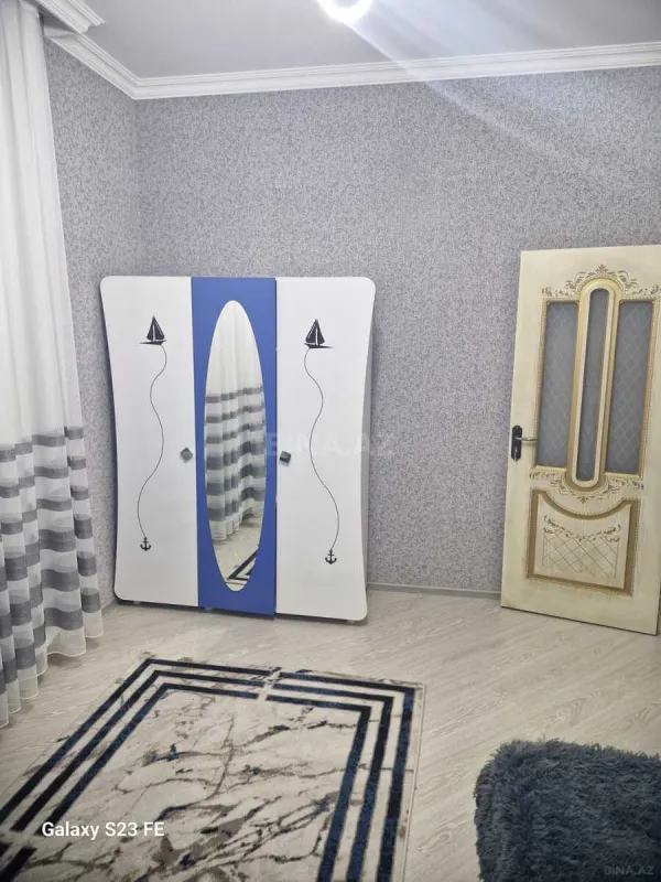 Satılır 5 otaqlı həyət evi 140 m²