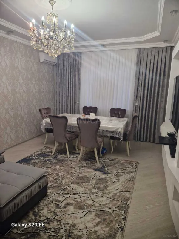 Satılır 5 otaqlı həyət evi 140 m²