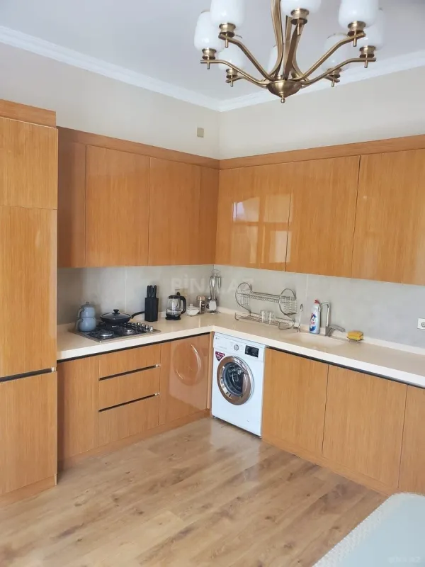 Kirayə verilir 4 otaqlı həyət evi 160 m²