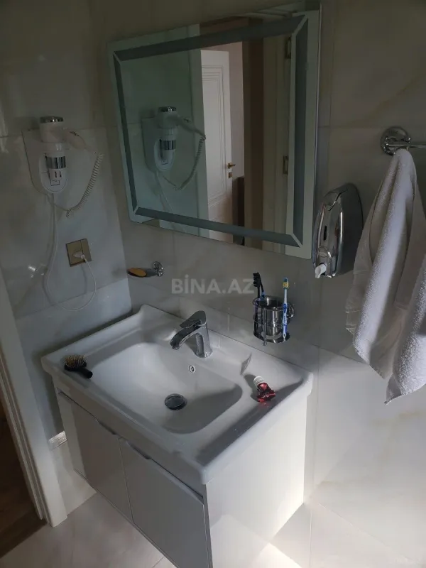 Kirayə verilir 4 otaqlı həyət evi 160 m²