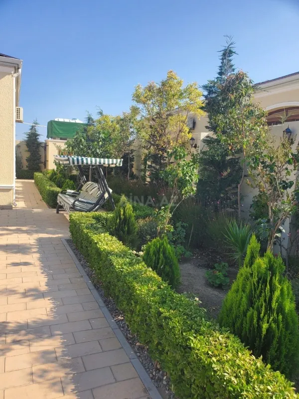 Kirayə verilir 4 otaqlı həyət evi 160 m²