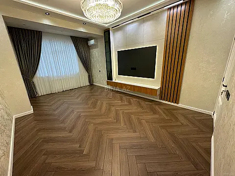 Satılır 3 otaqlı mənzil 105 m²