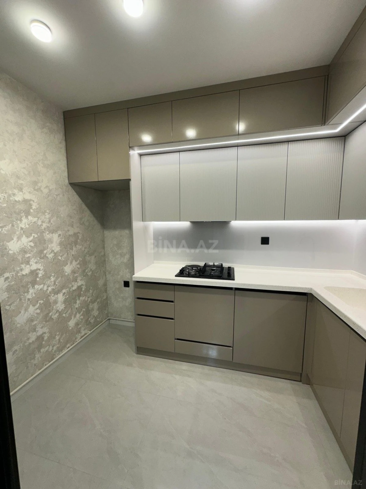 Satılır 3 otaqlı mənzil 80 m²