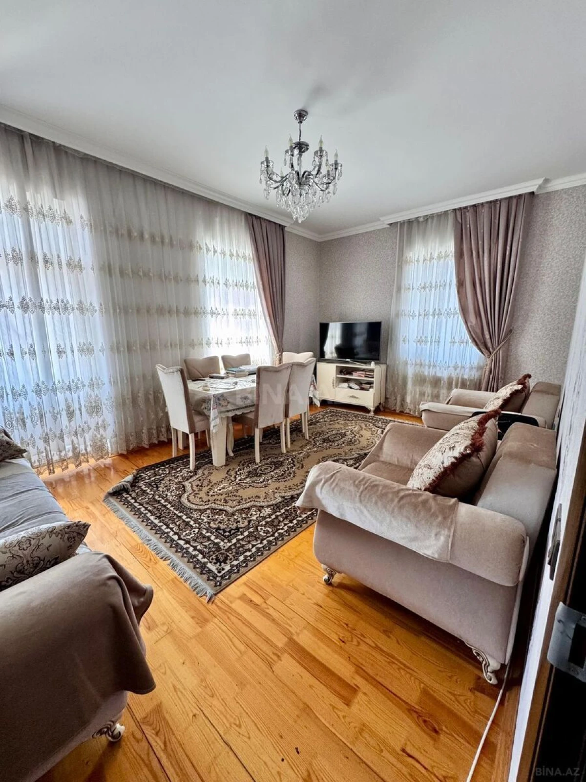 Satılır 3 otaqlı mənzil 90 m²