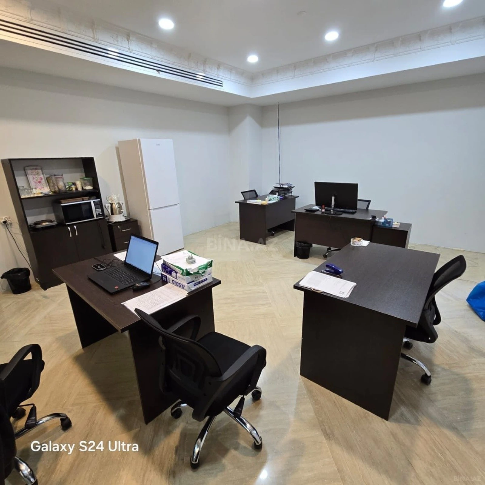 Kirayə verilir 3 otaqlı ofis 110 m²
