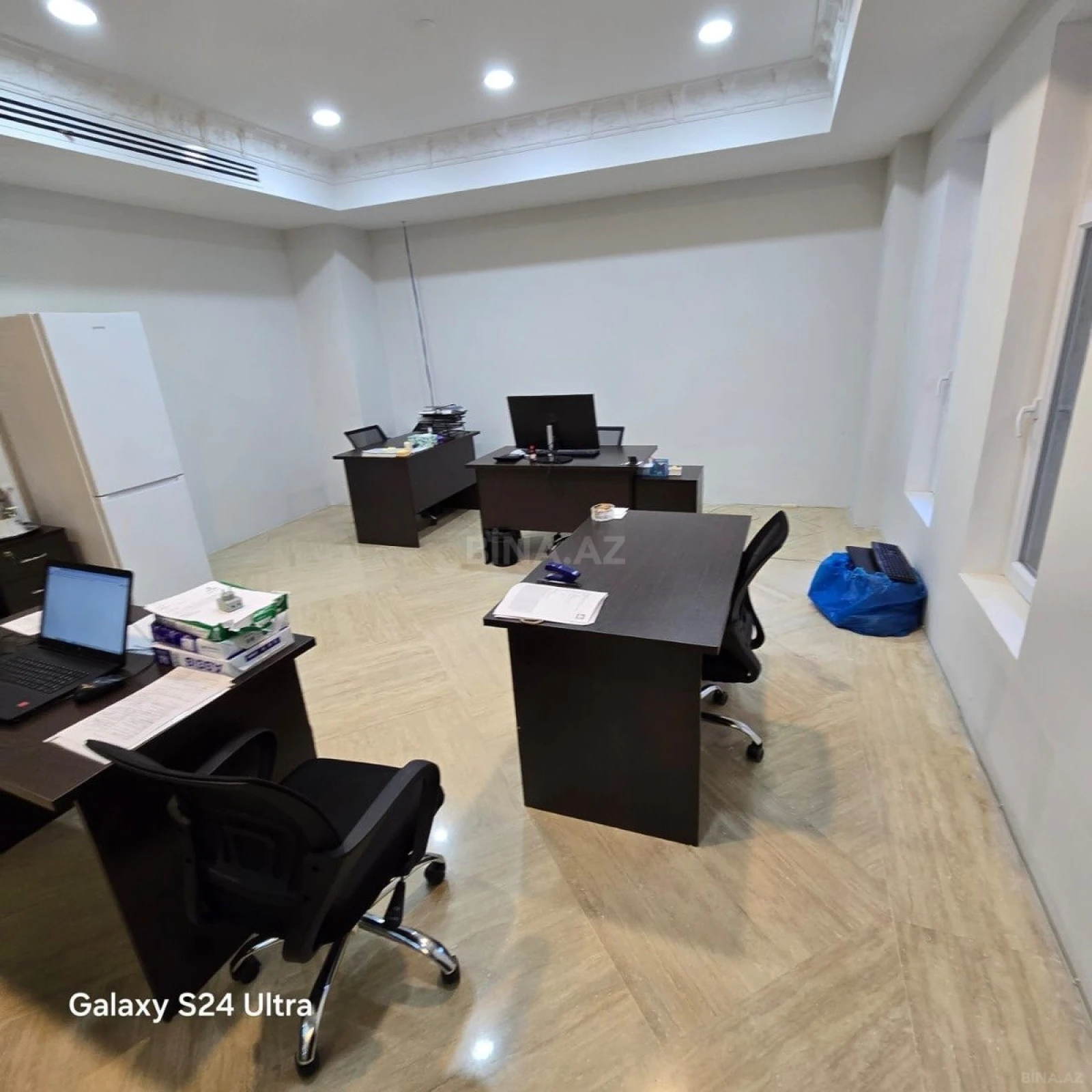Kirayə verilir 3 otaqlı ofis 110 m²
