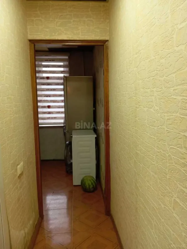 Kirayə verilir 3 otaqlı mənzil 180 m²