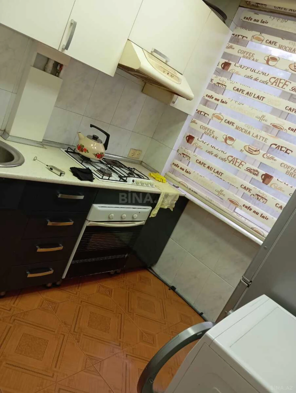 Kirayə verilir 3 otaqlı mənzil 180 m²