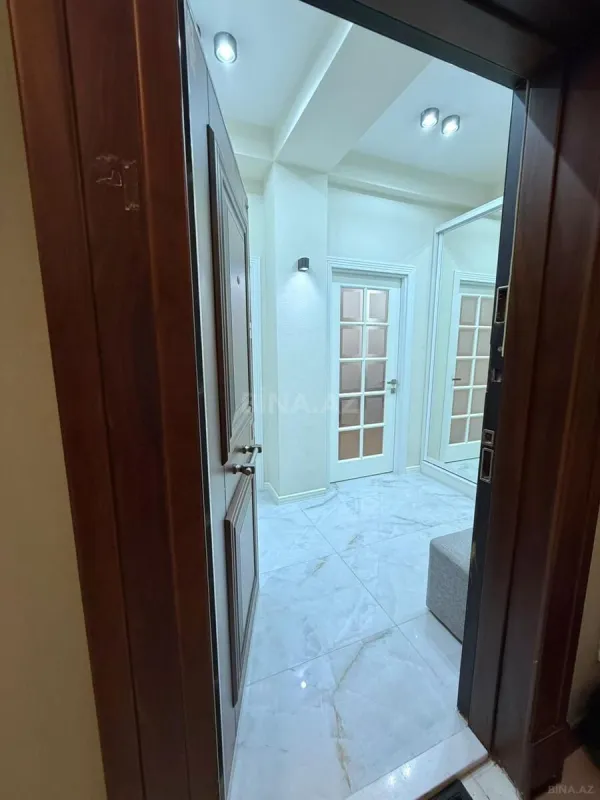 Kirayə verilir 2 otaqlı mənzil 78 m²