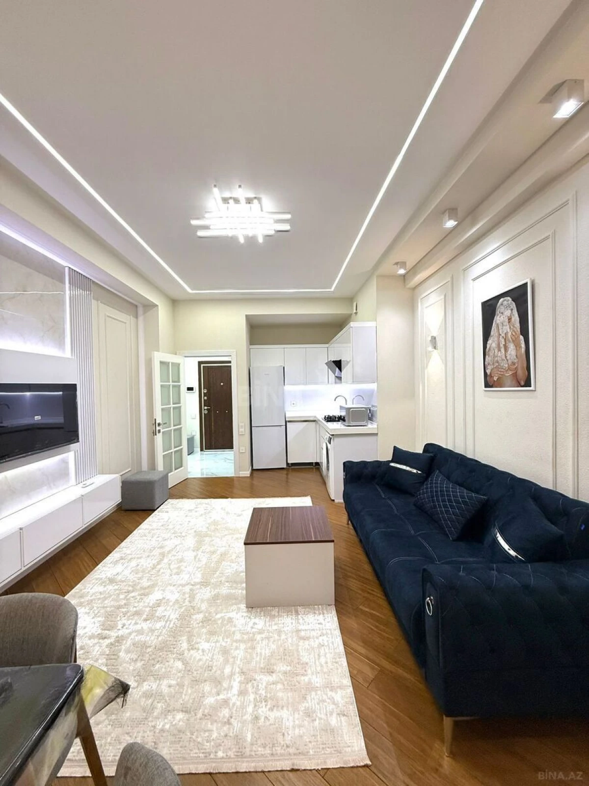 Kirayə verilir 2 otaqlı mənzil 78 m²