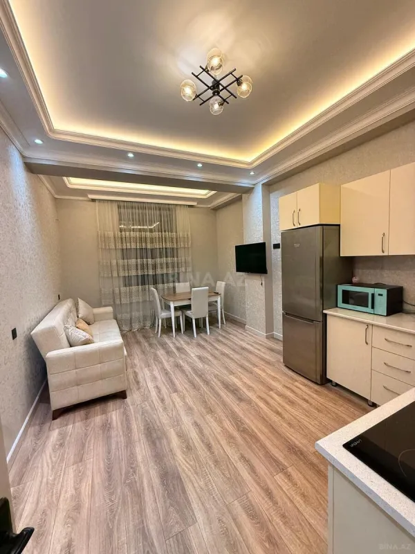 Kirayə verilir 2 otaqlı mənzil 60 m²