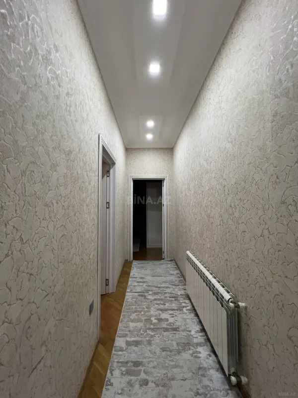 Satılır 3 otaqlı mənzil 140 m²
