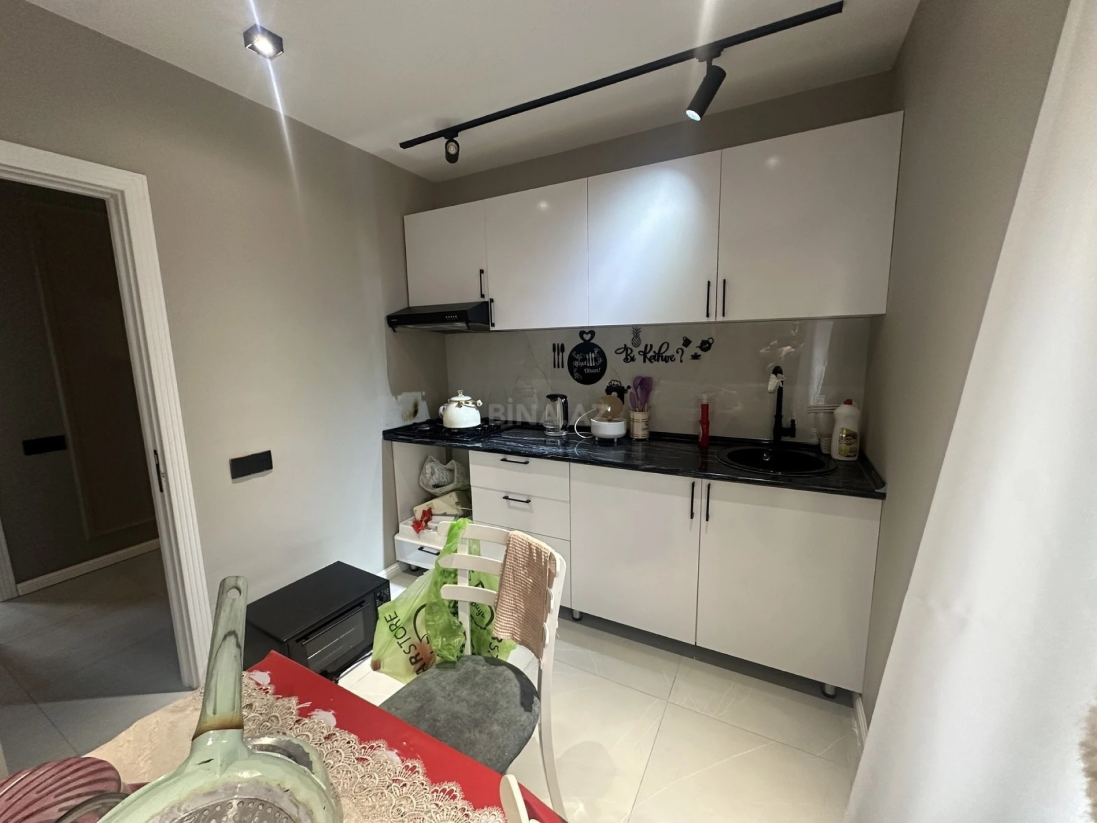 Kirayə verilir 2 otaqlı mənzil 60 m²