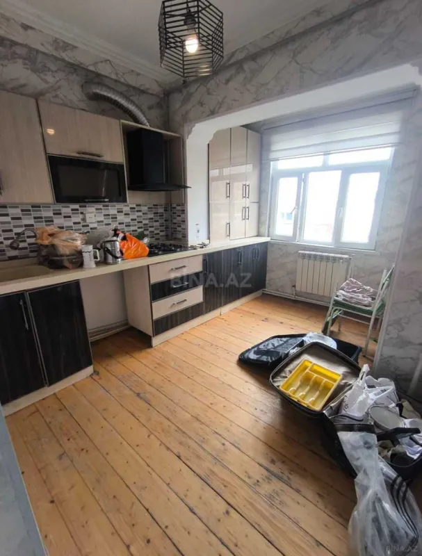 Kirayə verilir 2 otaqlı mənzil 60 m²