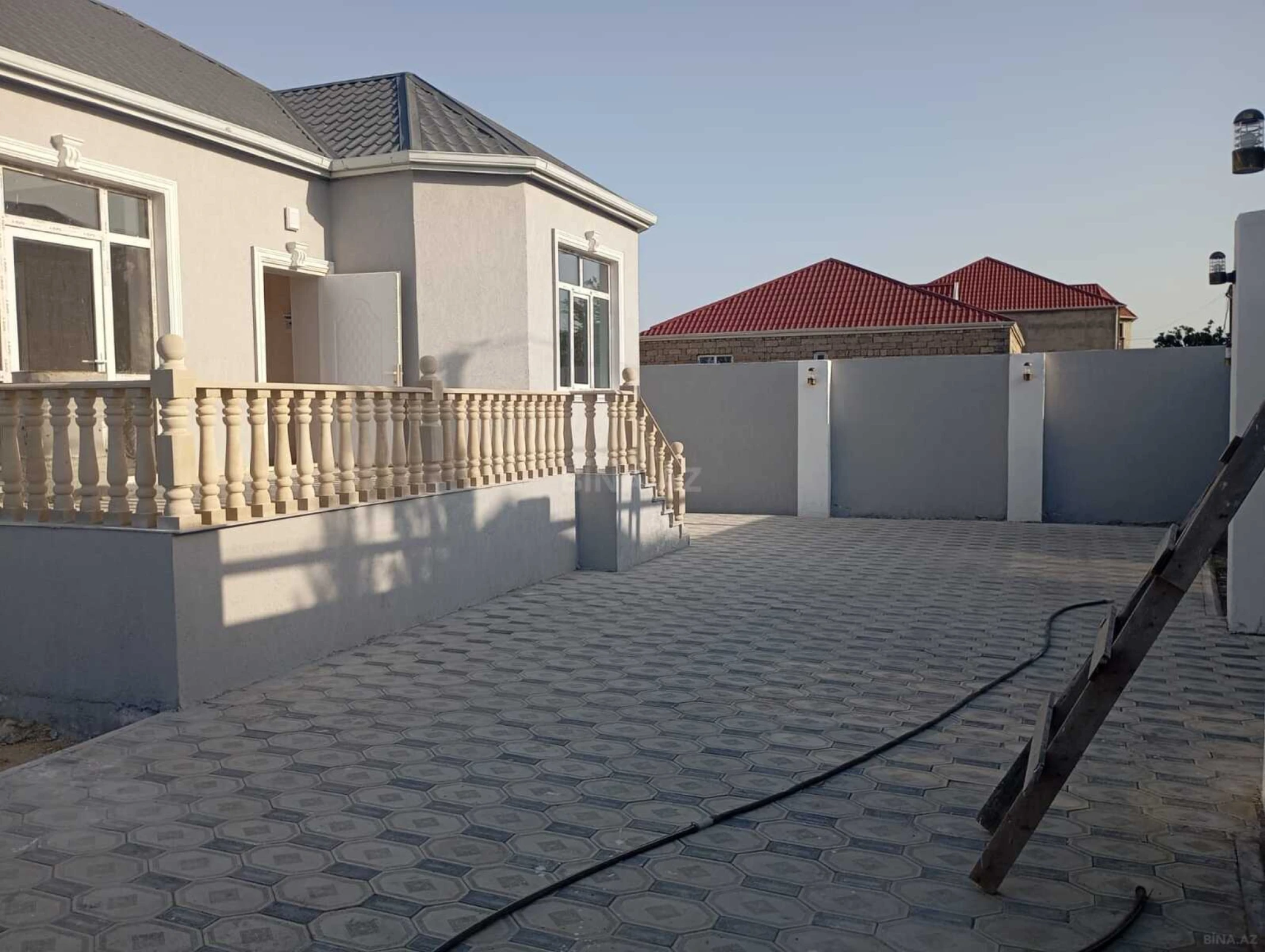 Satılır 3 otaqlı həyət evi 100 m²