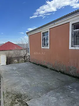 Satılır 4 otaqlı həyət evi 200 m²