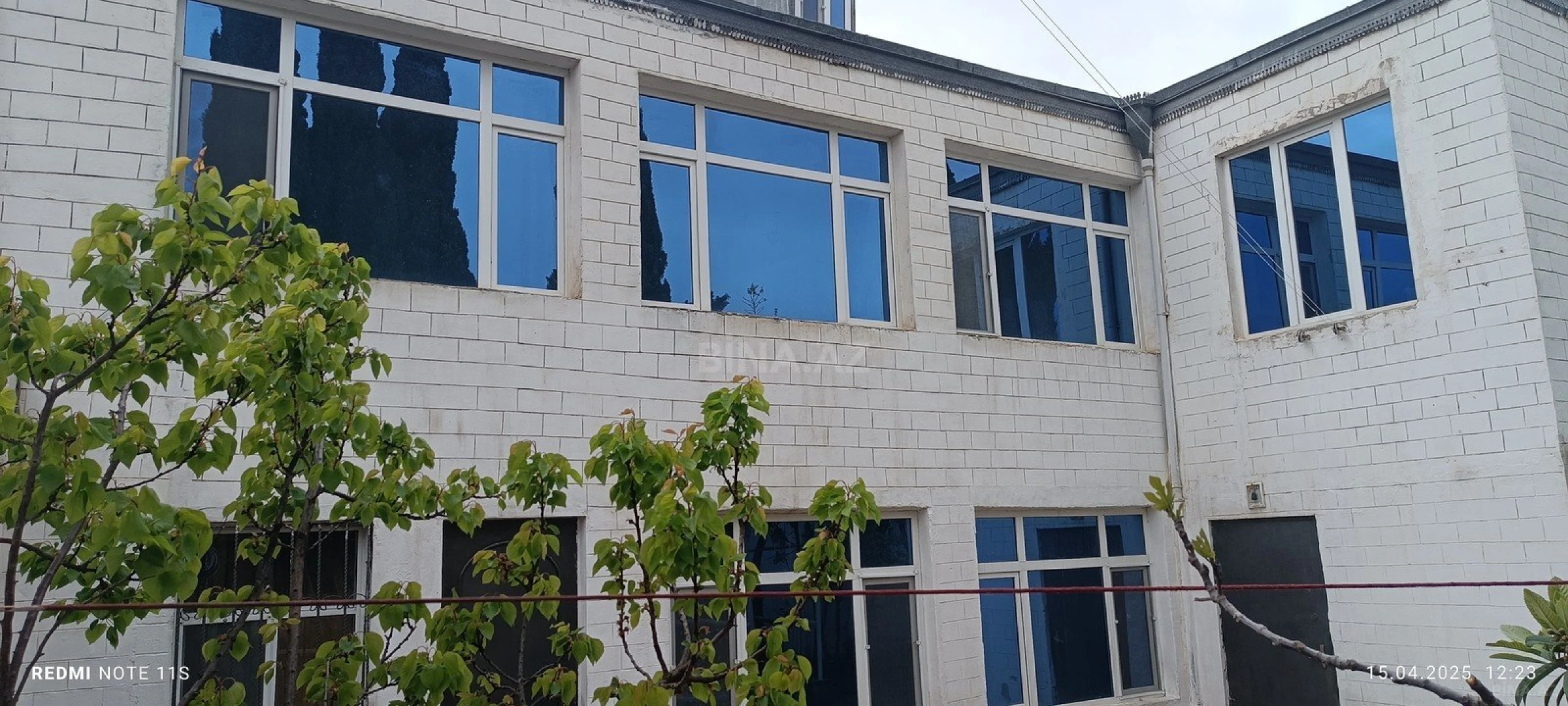 Satılır 6 otaqlı həyət evi 309 m²