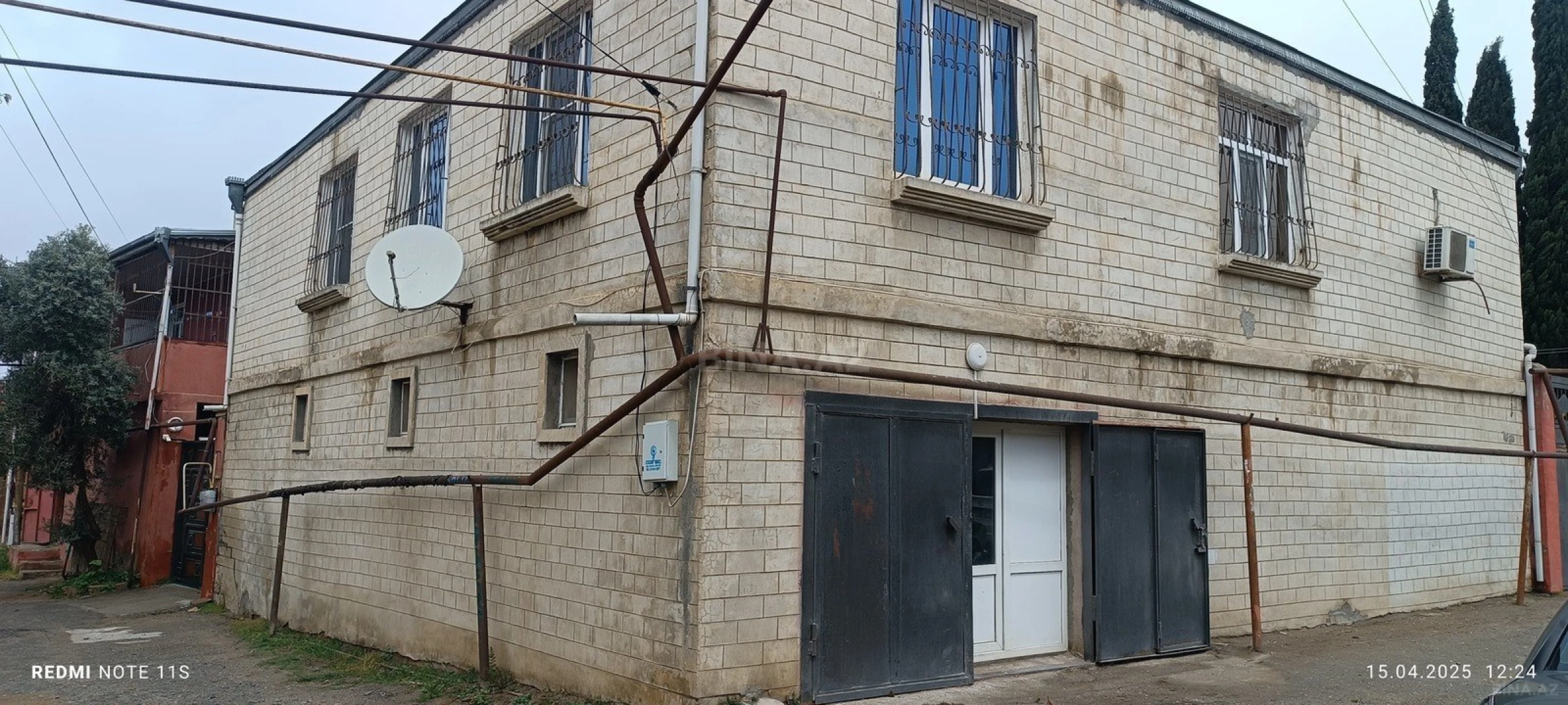 Satılır 6 otaqlı həyət evi 309 m²