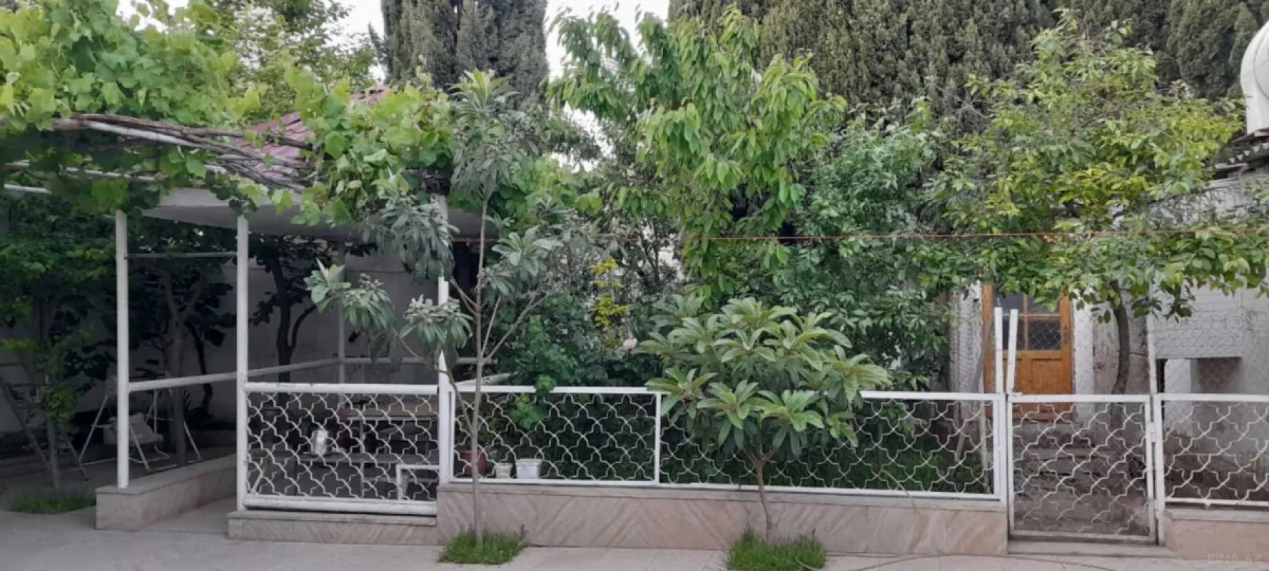 Satılır 6 otaqlı həyət evi 309 m²