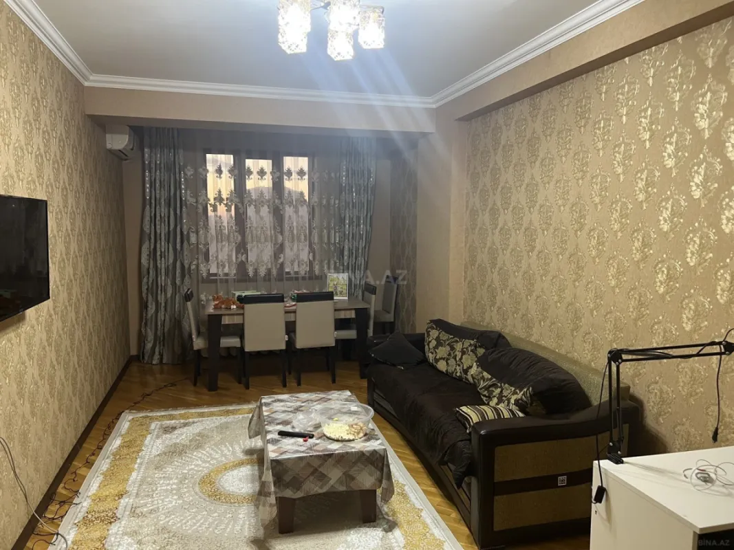 Kirayə verilir 2 otaqlı mənzil 88 m²