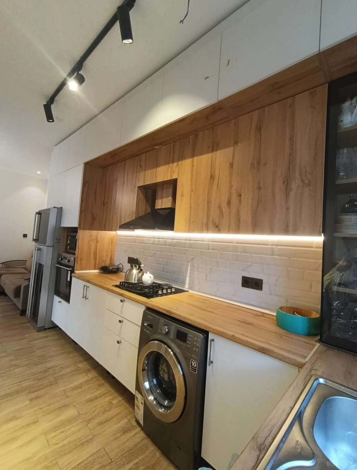 Satılır 5 otaqlı həyət evi 180 m²