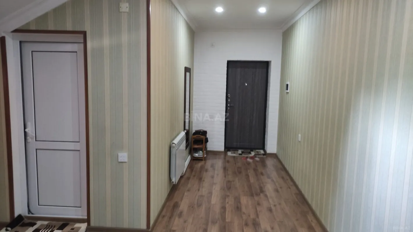 Satılır 6 otaqlı həyət evi 178 m²